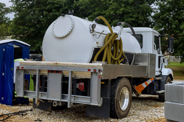 Best Portable bathroom rental  in Rogersville, TN